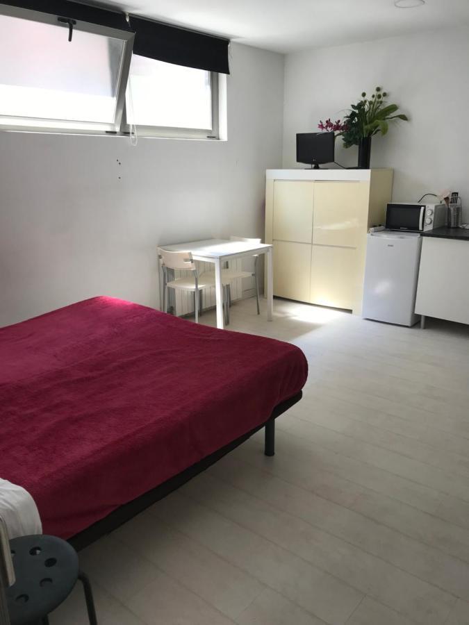 Room And Kitchen Bilbao Exterior foto
