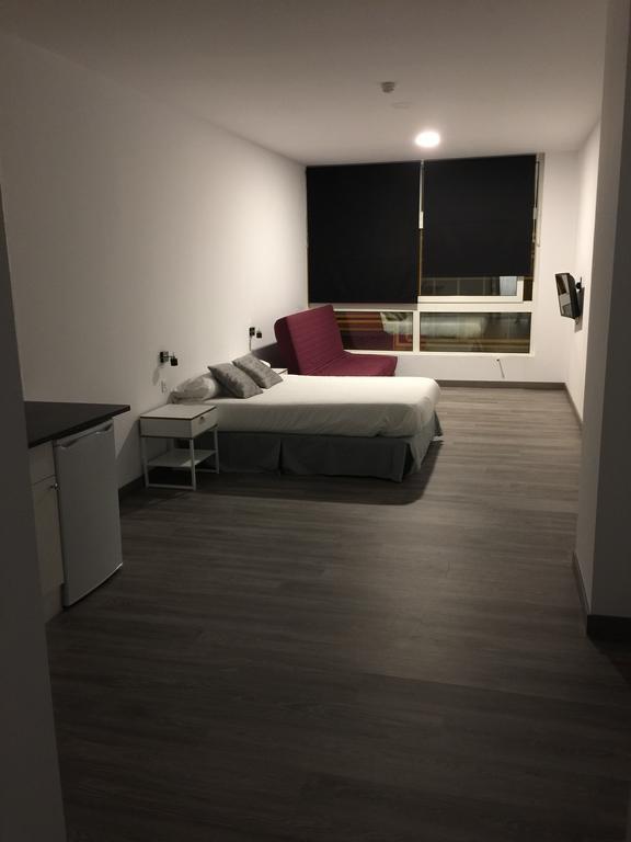 Room And Kitchen Bilbao Exterior foto